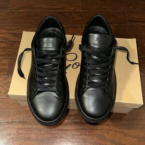 edge lo-top sneaker: mono
Responsible Nappa Leather